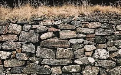 How to Build a Dry-Stack Stone Retaining Wall