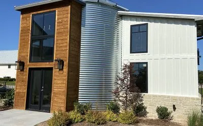 What is the Difference Between Traditional and Modern Farmhouse?