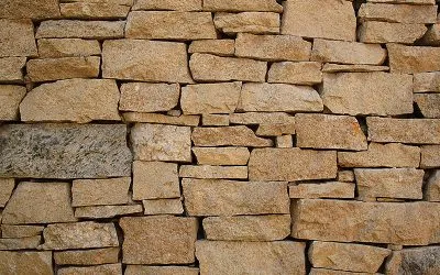 What’s the Difference Between Brick Walls and Dry Stone Walls?