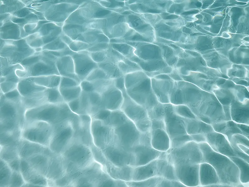 Comprehensive Swimming Pool Design Guide: Choosing Flagstone Pool Coping.